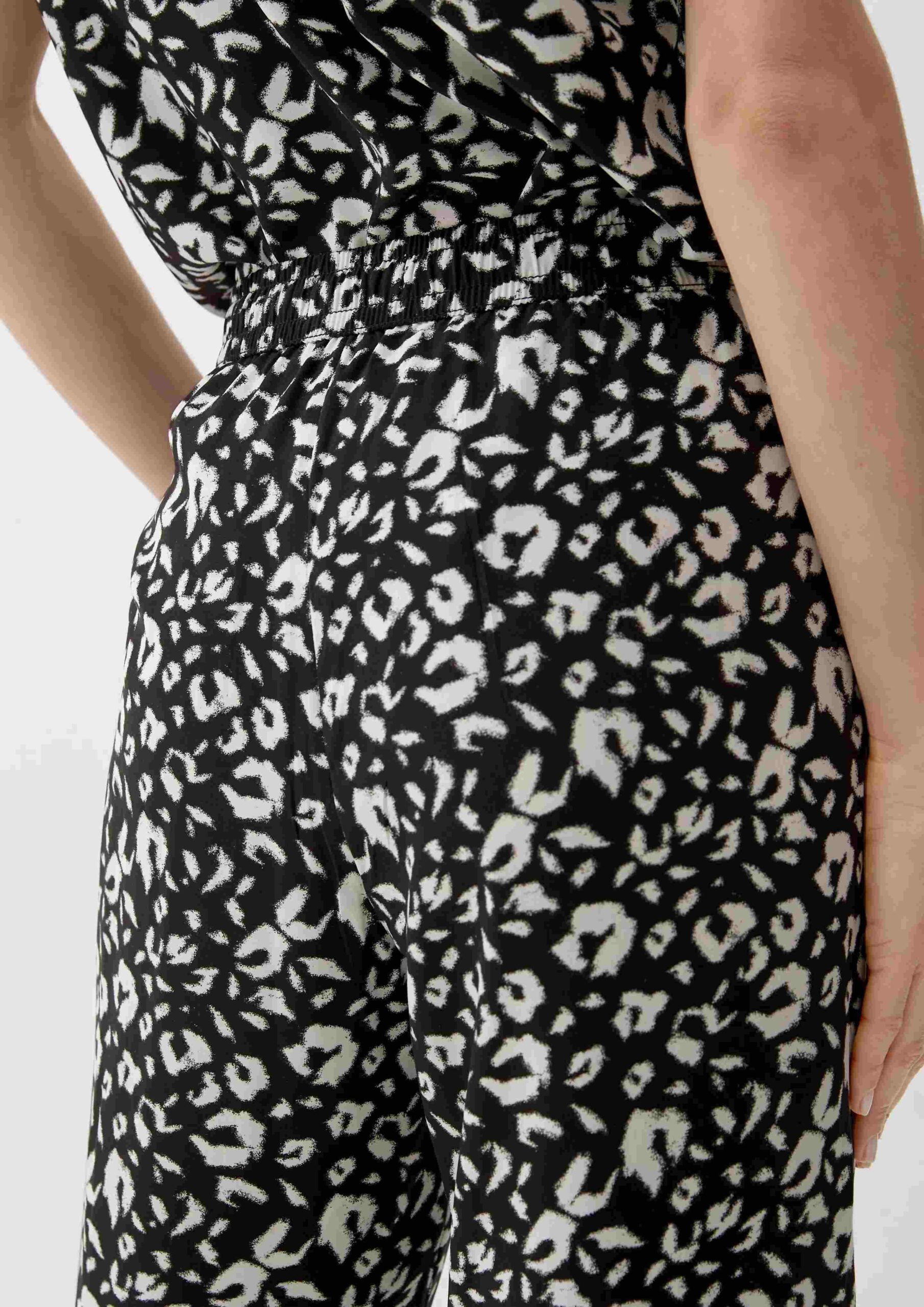 S.Oliver-zenske-pantalone-2132619-99A6-02