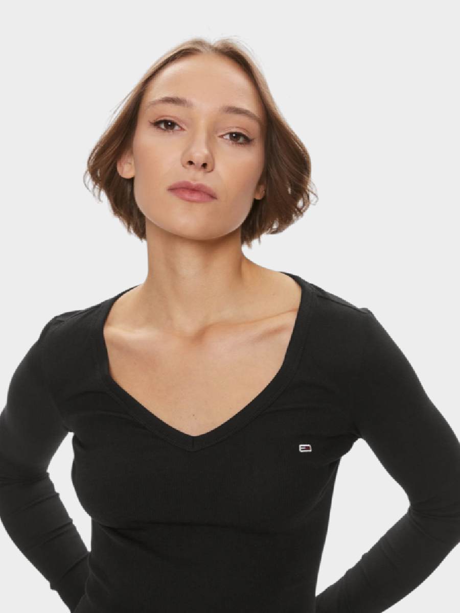 Tommy-Hilfiger-ženska-majica-thdw0dw17990-bds-03 Tommy Hilfiger ženska majica crna thdw0dw17990 bds crna majica dugih rukava sa V izrezom